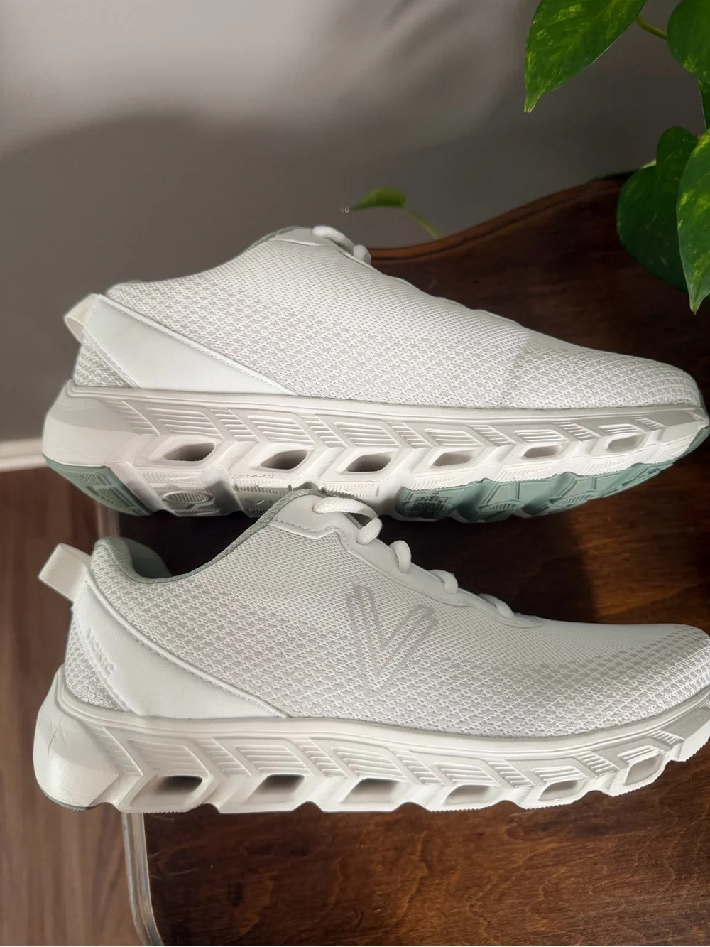 Vionic breathable mesh